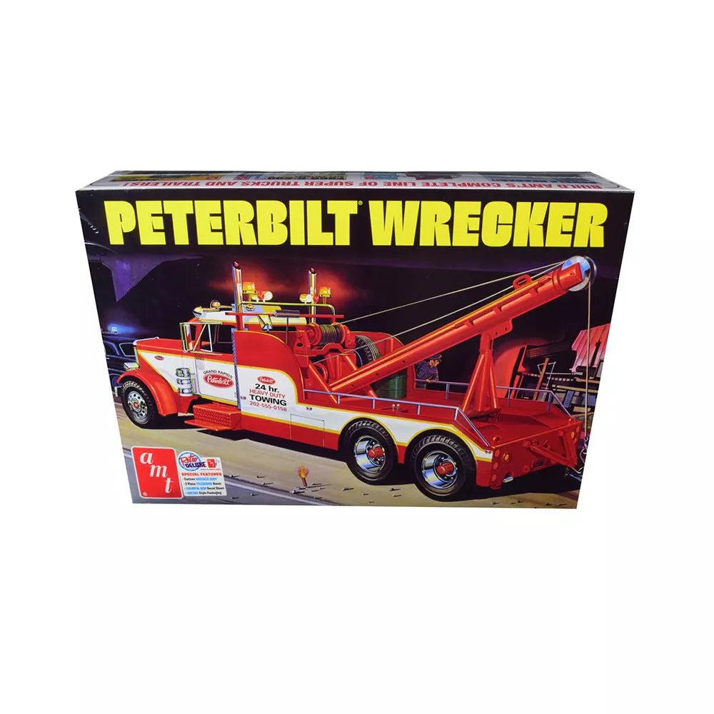 AMT 1133 1/25 Peterbilt Wrecker Truck